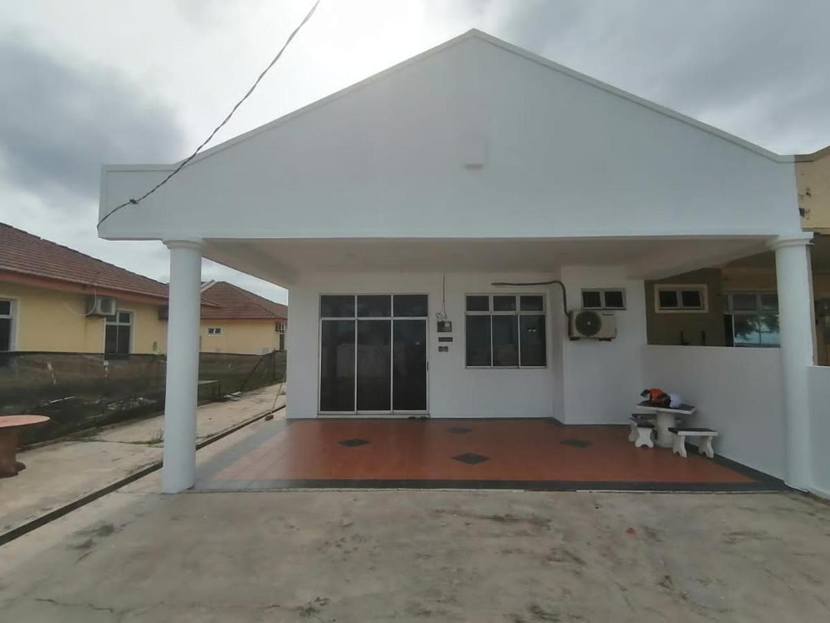 Seaview Promenade Homestay Dungun Exterior photo
