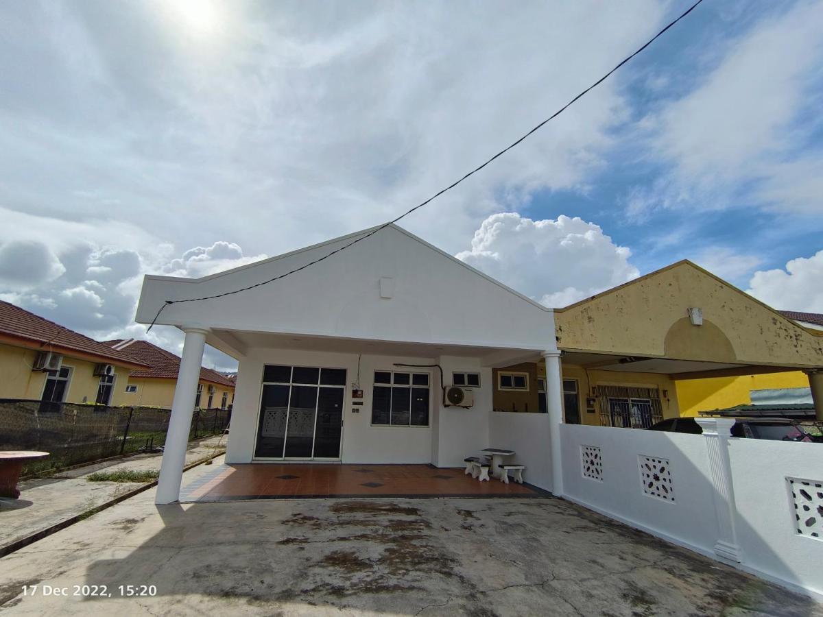 Seaview Promenade Homestay Dungun Exterior photo